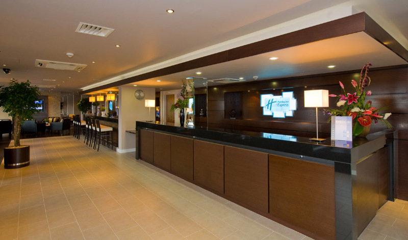 Holiday Inn Express Aberdeen - Bridge Of Don Dalaman gambar